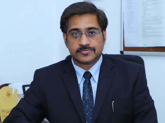 Dr Sumesh Kumar 2 - Copy.jpg